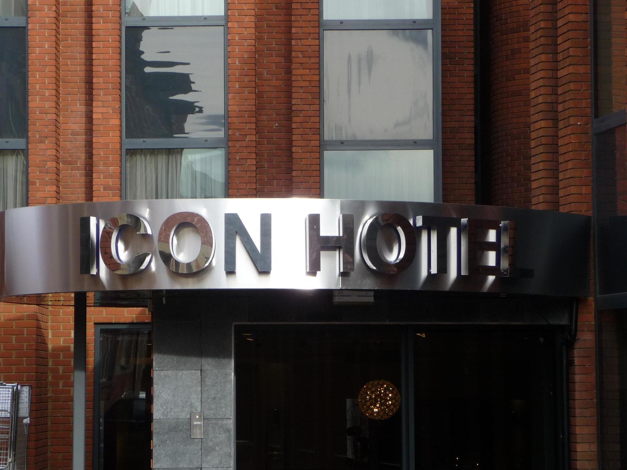 Icon Hotel Luton  Exterior photo